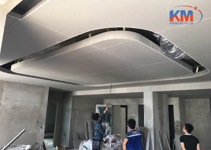 lắp đặt trần xuyên sáng (3) lắp đặt trần xuyên sáng (3)
