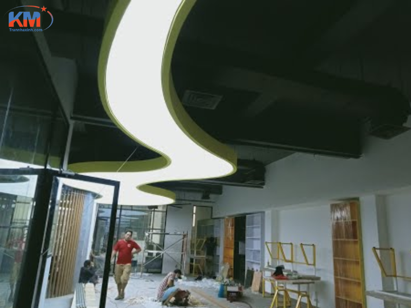 Trần xuyên sáng lượn sóng văn phòng (4) Trần xuyên sáng lượn sóng văn phòng (4)